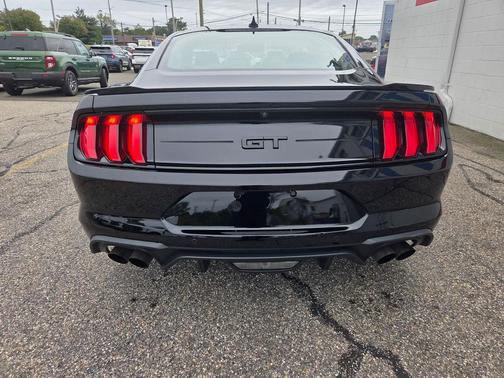 2022 Ford Mustang GT Premium