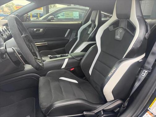 2020 Ford Shelby GT500 Base