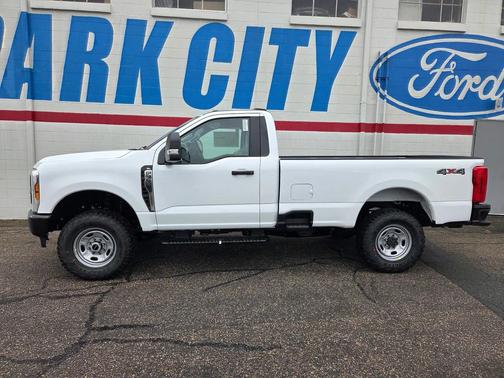 2025 Ford F-350 XL