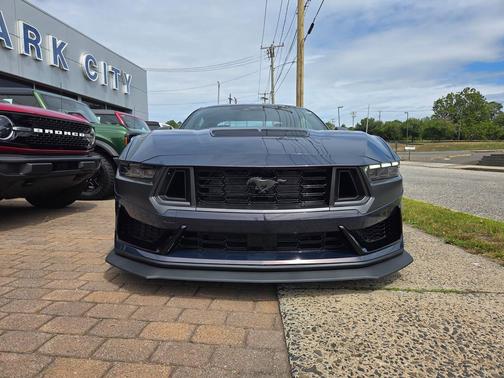 2025 Ford Mustang Dark Horse Fastback