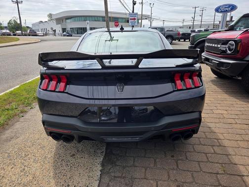 2025 Ford Mustang Dark Horse Fastback