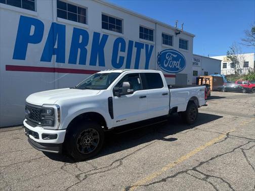2025 Ford F-350 XLT
