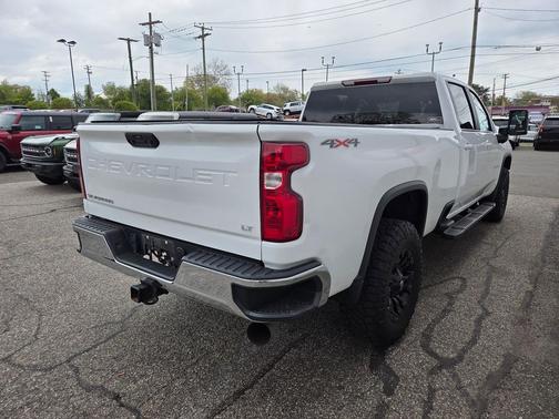 Summit White 2023 Chevrolet Silverado 2500 LT
