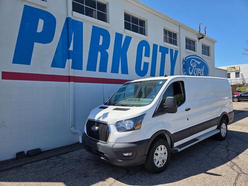 OXFORD WHITE 2024 Ford Transit-250 Base