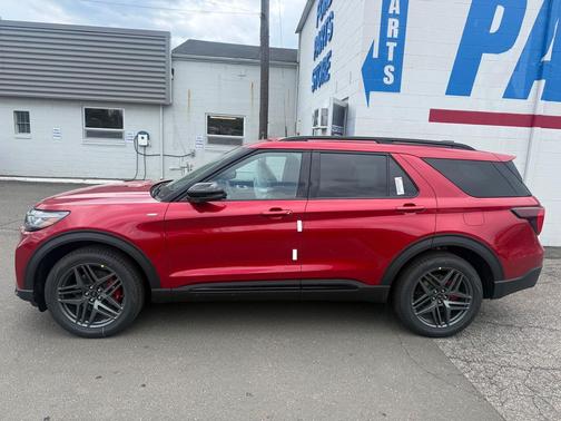 RAPID RED MET TINTED CC 2026 Ford Explorer ST-Line