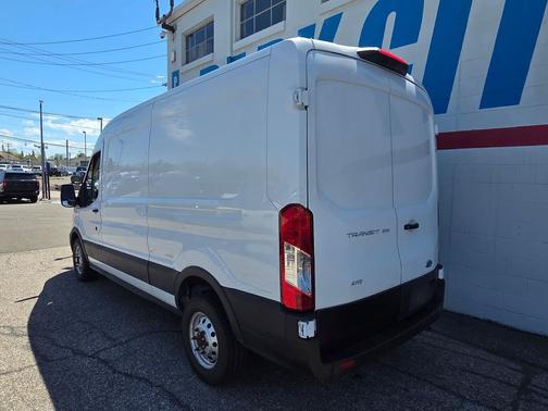 OXFORD WHITE 2023 Ford Transit-250 Base