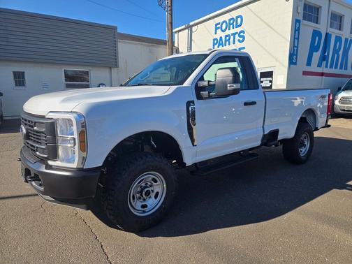 Oxford White 2026 Ford F-250 XL