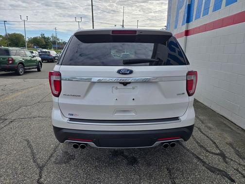 2018 Ford Explorer Platinum
