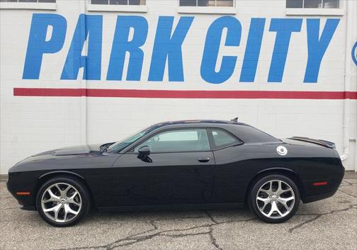 2015 Dodge Challenger SXT Plus