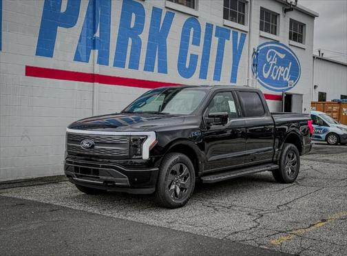 2025 Ford F-150 Lightning LARIAT