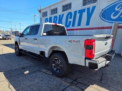 2025 Ford F-250 XLT