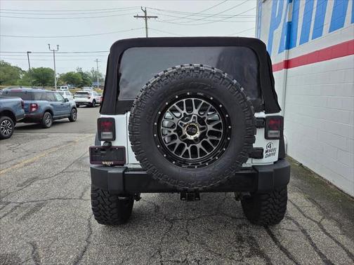 2017 Jeep Wrangler Sport