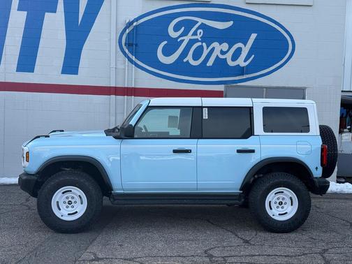 2025 Ford Bronco Heritage Edition