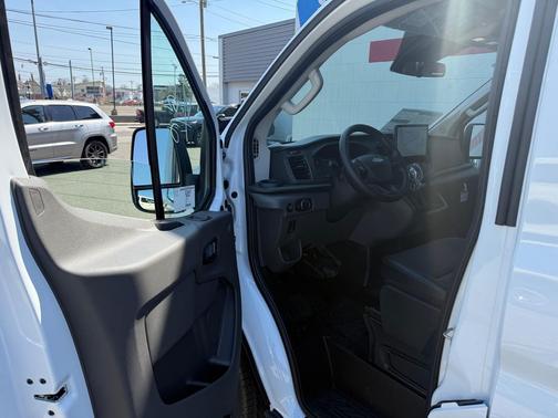 Oxford White 2026 Ford Transit-250 Base