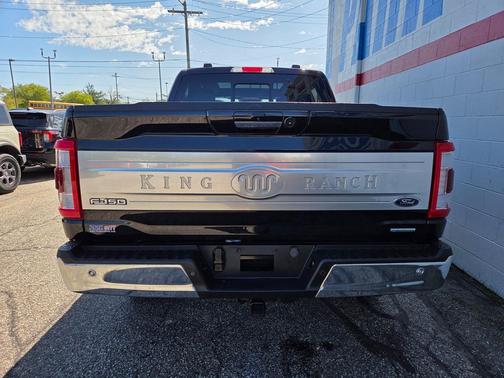 AGATE BLACK METALLIC 2023 Ford F-150 King Ranch