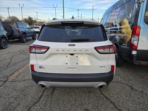 2021 Ford Escape SE