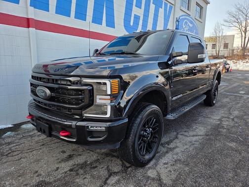 2022 Ford F-350 Lariat