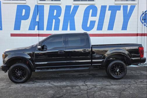 2022 Ford F-350 Lariat