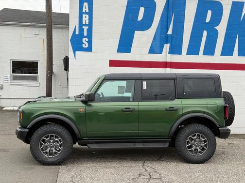 2025 Ford Bronco Badlands