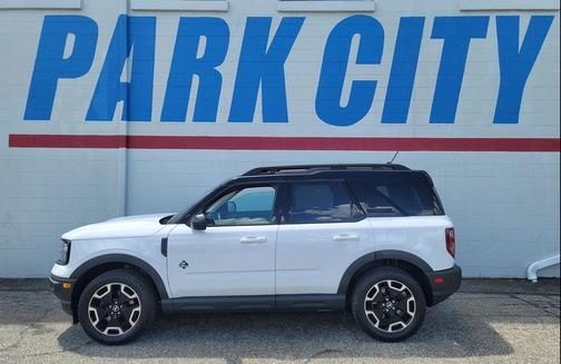 OXFORD WHITE 2022 Ford Bronco Sport Outer Banks