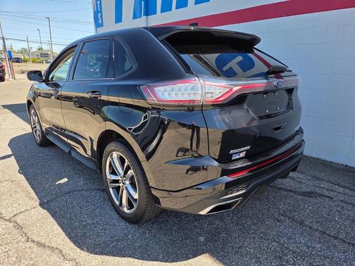 SHADOW BLACK 2018 Ford Edge Sport