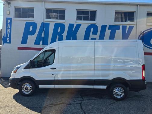2023 Ford Transit-250 Base