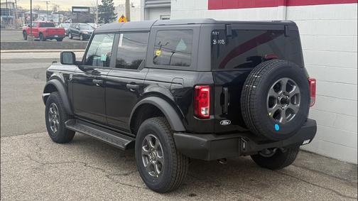 Shadow Black 2026 Ford Bronco Big Bend