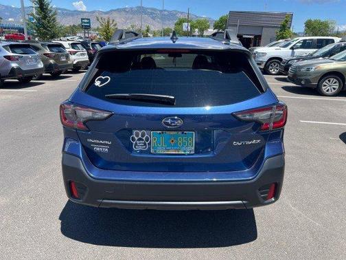 2022 Subaru Outback Premium