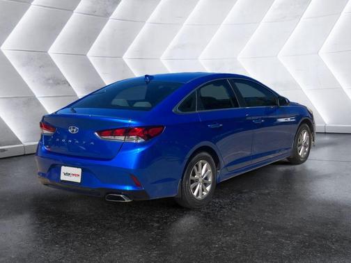 2018 Hyundai SONATA SE