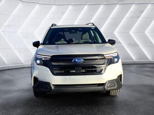 2025 Subaru Forester Base