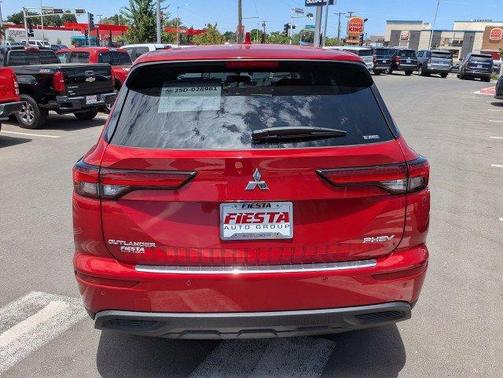2023 Mitsubishi Outlander PHEV ES