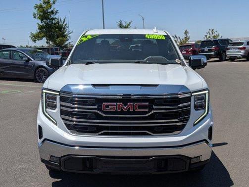 2024 GMC Sierra 1500 SLT