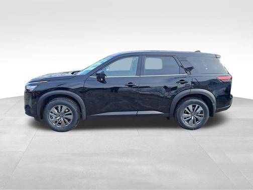 2026 Nissan Pathfinder S