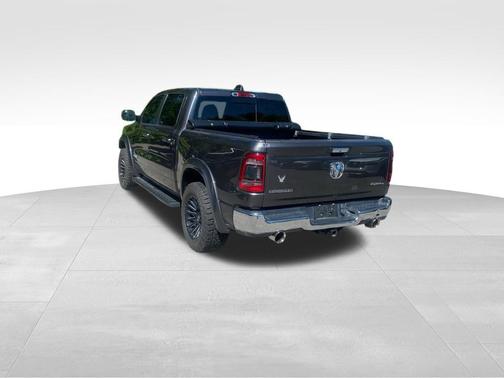 Crystal Metallic 2019 RAM 1500 Big Horn