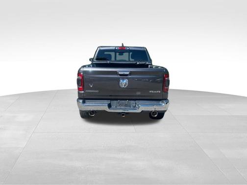 Crystal Metallic 2019 RAM 1500 Big Horn