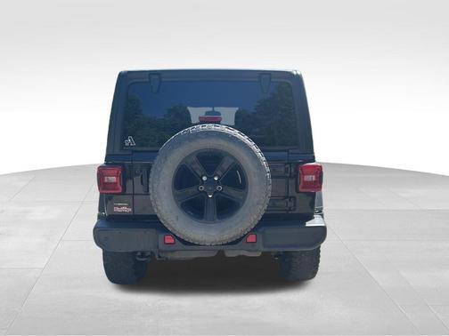 Black Clearcoat 2021 Jeep Wrangler Unlimited Sport Altitude