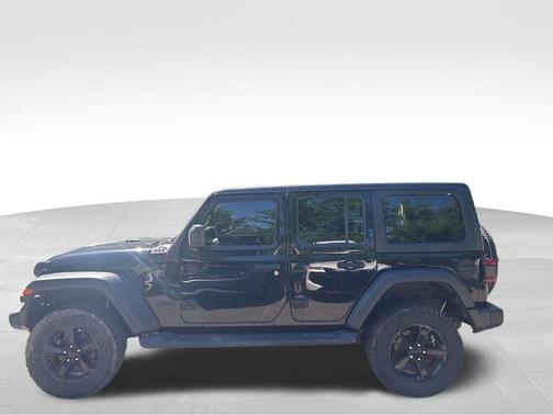 Black Clearcoat 2021 Jeep Wrangler Unlimited Sport Altitude