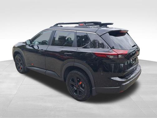 Super Black 2026 Nissan Rogue Rock Creek