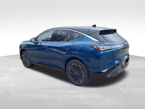 Aurora Blue/Super Black 2026 Nissan Murano Platinum