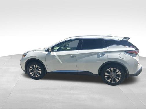 Pearl White 2018 Nissan Murano SL