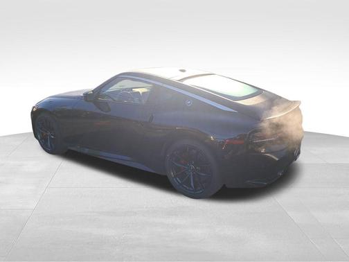 Black Diamond Pearl 2026 Nissan Z Performance