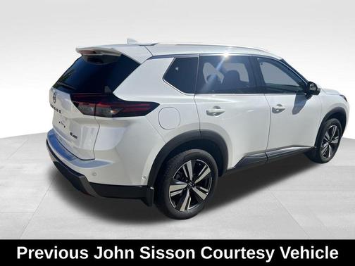 2024 Nissan Rogue SL