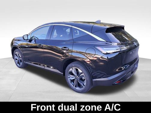 2026 Nissan Murano SV