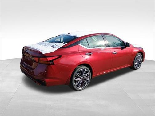 2025 Nissan Altima 2.5 SL