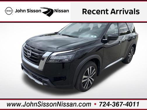 Super Black 2025 Nissan Pathfinder Platinum