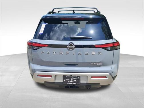 2025 Nissan Pathfinder Platinum