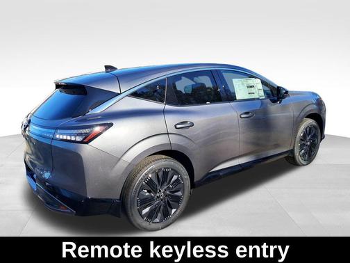 Gun Metallic 2026 Nissan Murano Platinum