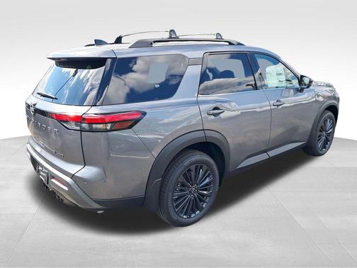Gun Metallic 2026 Nissan Pathfinder SL