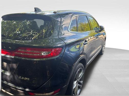 2015 Lincoln MKC Base