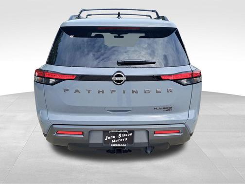 Boulder Gray Pearl 2026 Nissan Pathfinder Platinum